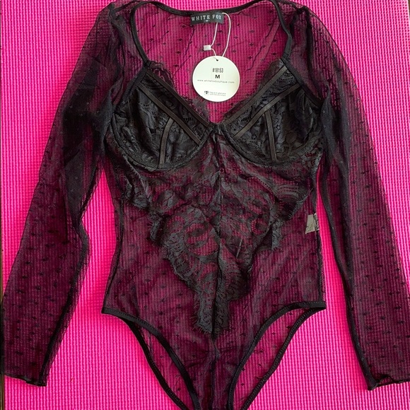 White Fox Boutique bodysuit - Picture 1 of 2